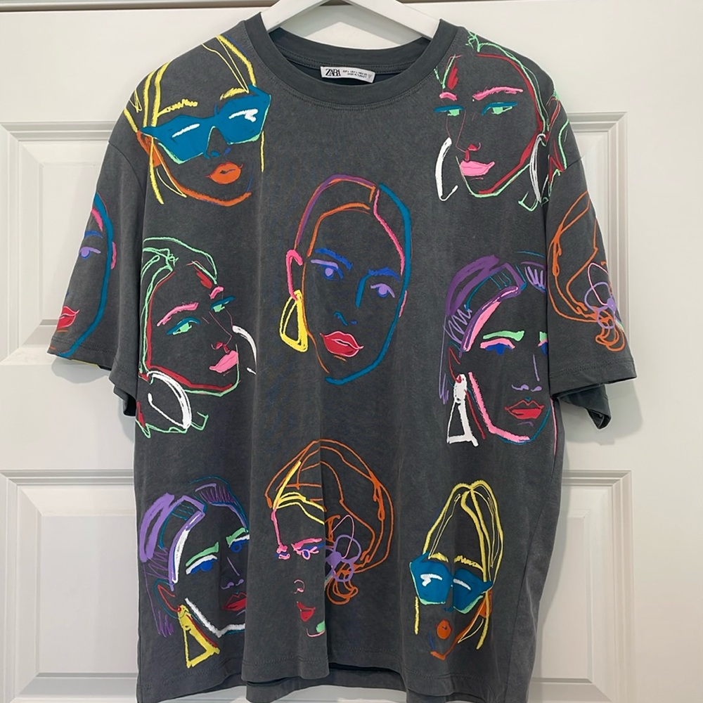Zara T-shirt, good condition